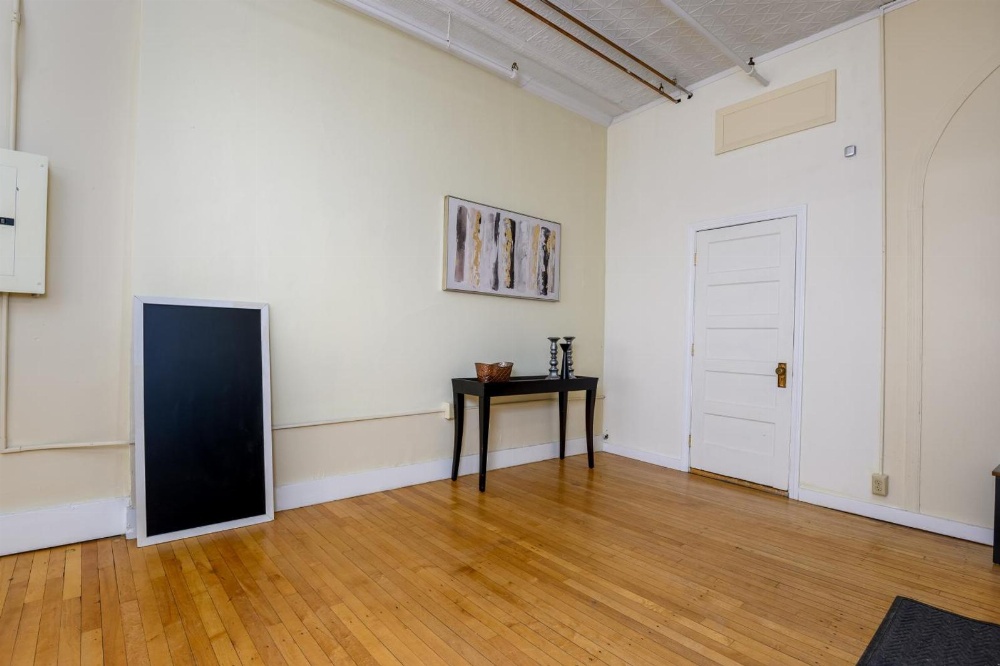 Room 1